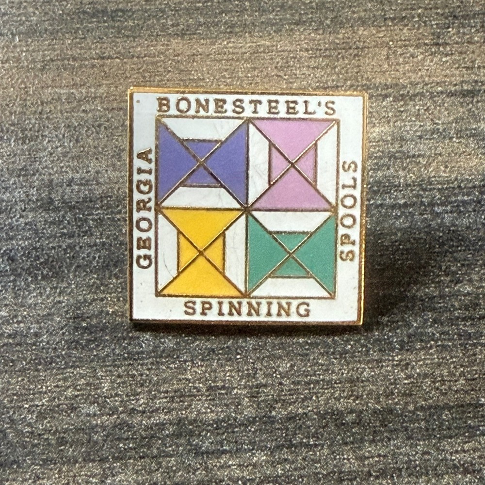 Bonesteel's Georgia Spinning Spools Quilt Square Enamel Lapel‎ Pin Granny Square
